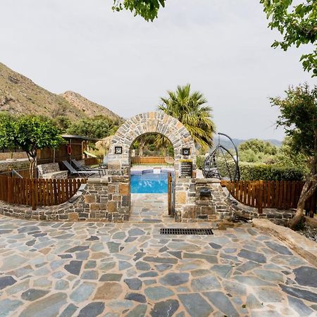 Dafni Villa Orne Esterno foto