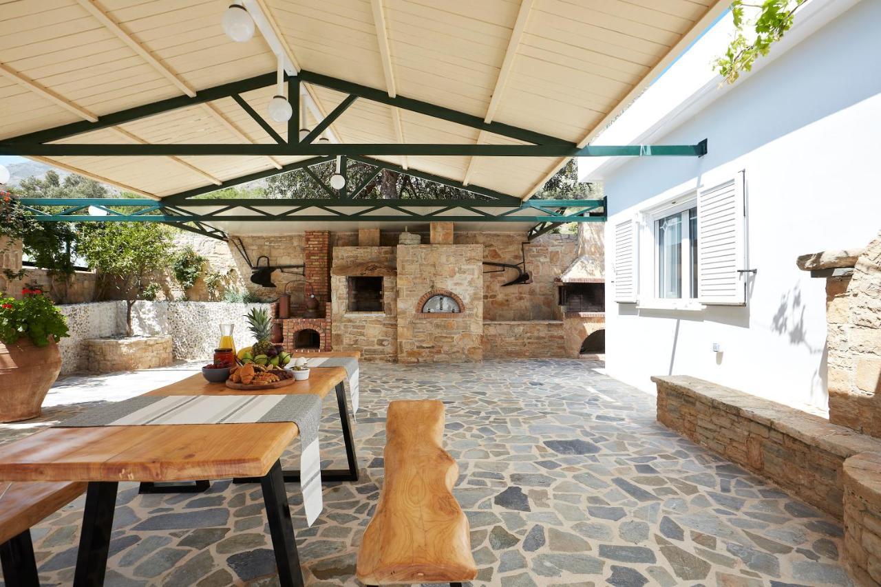 Dafni Villa Orne Esterno foto