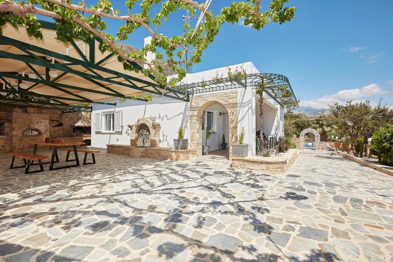 Dafni Villa Orne Esterno foto