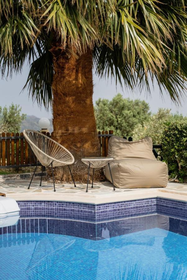 Dafni Villa Orne Esterno foto