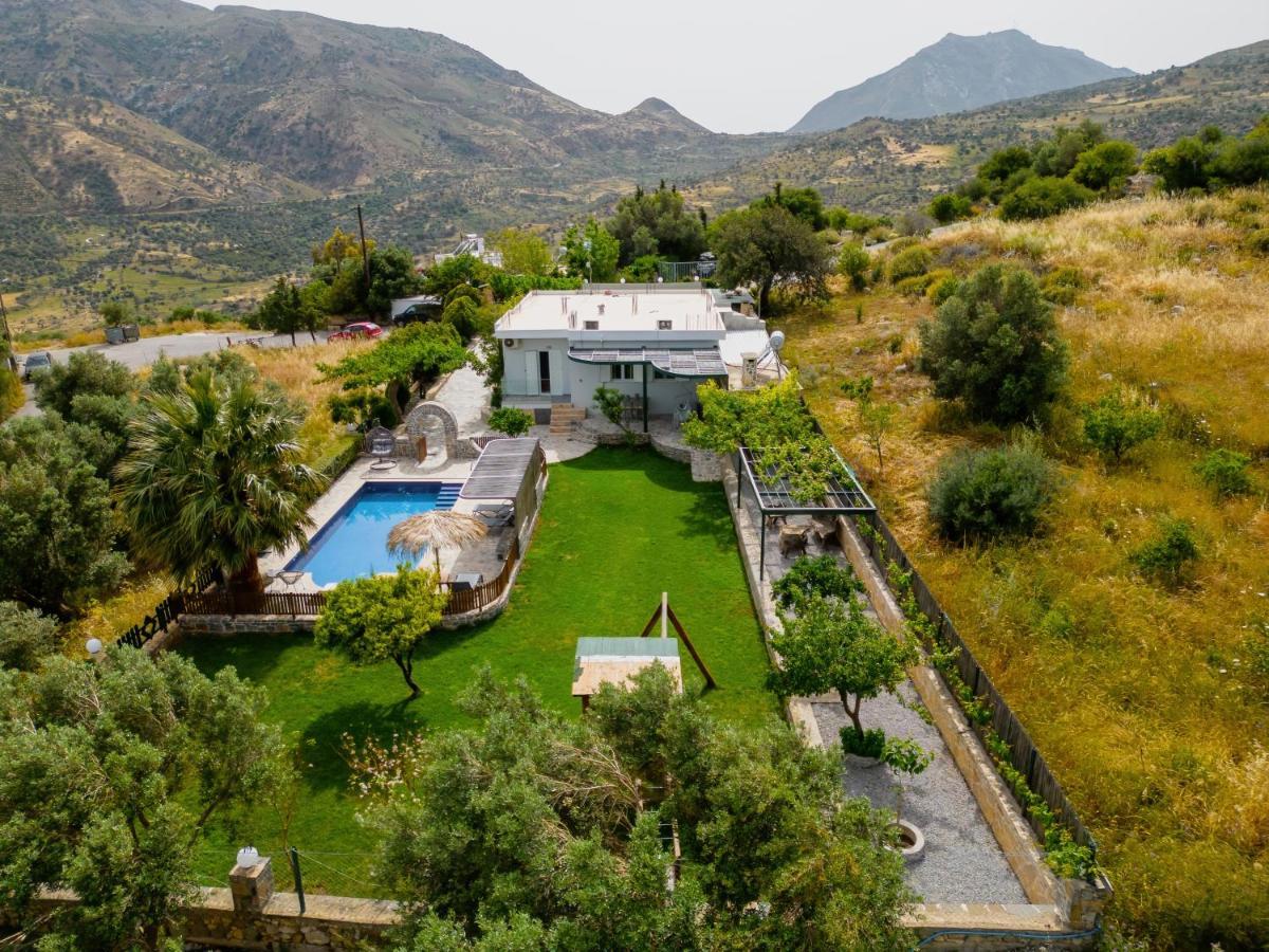 Dafni Villa Orne Esterno foto